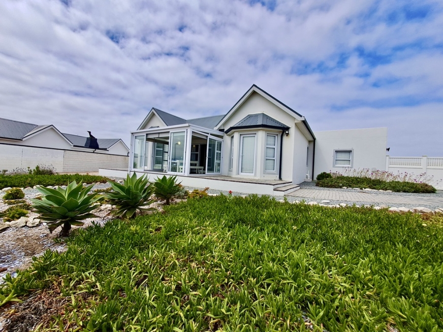 3 Bedroom Property for Sale in Yzerfontein Western Cape